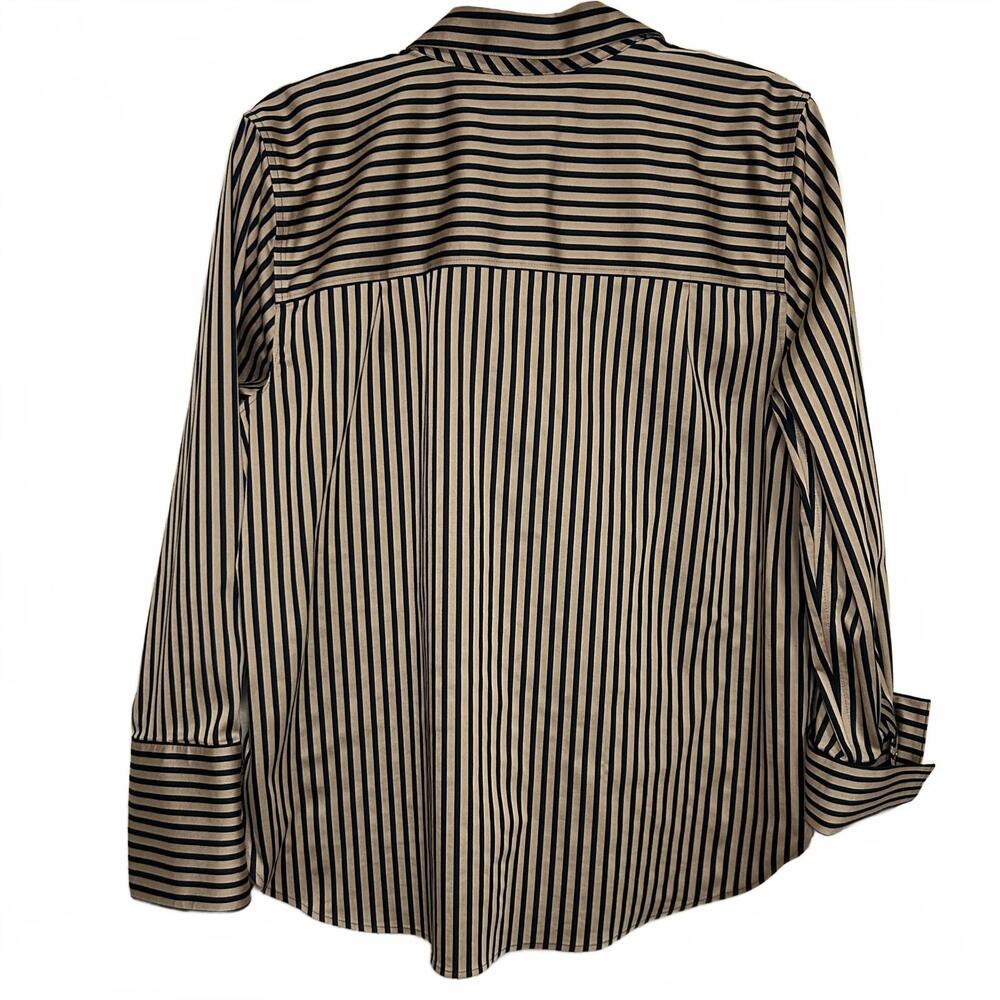 Striped Chevron Black and Tan Button up no-iron size 2 US12 Chicos - Picture 7 of 7